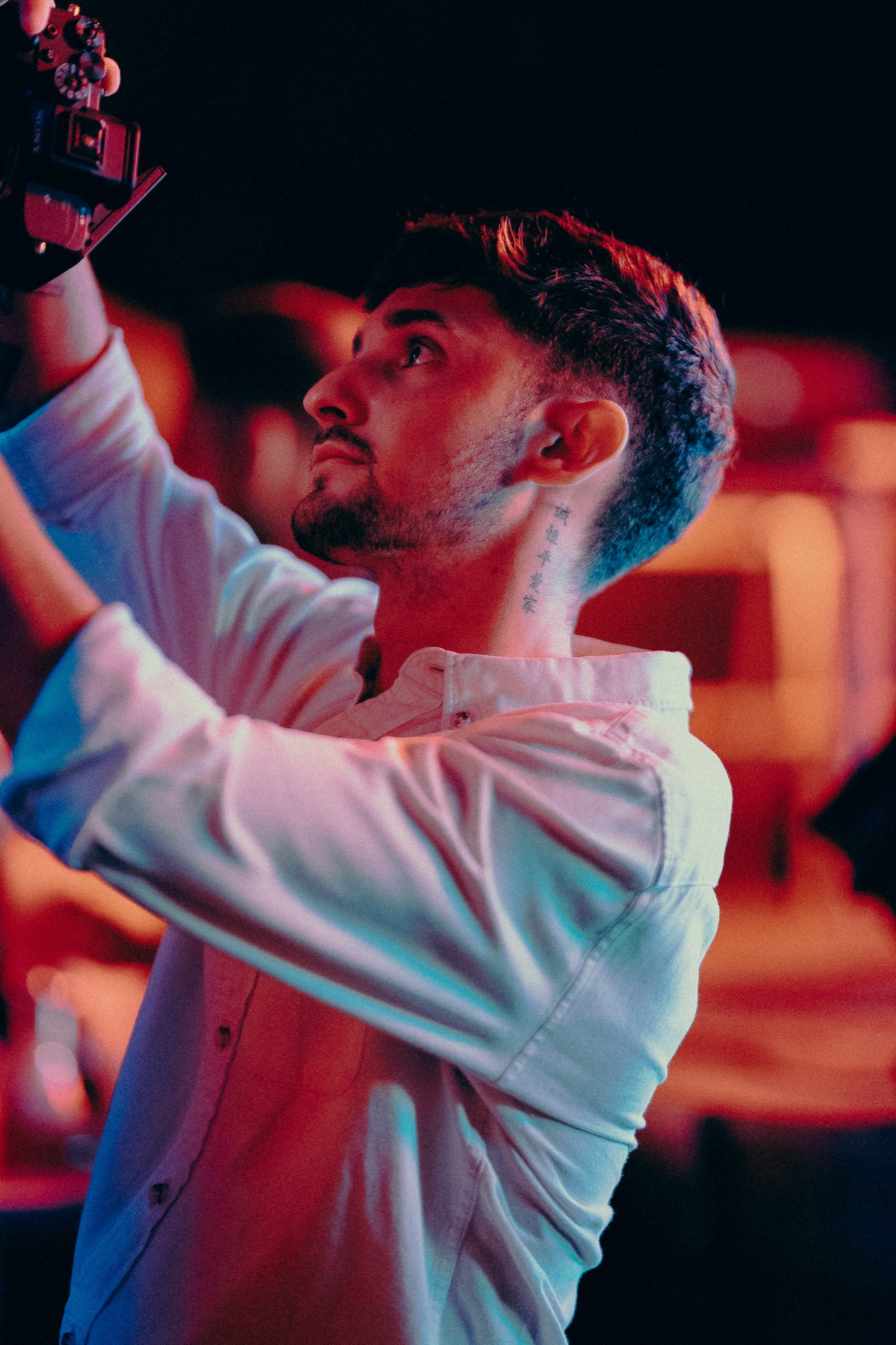 Iván grabando